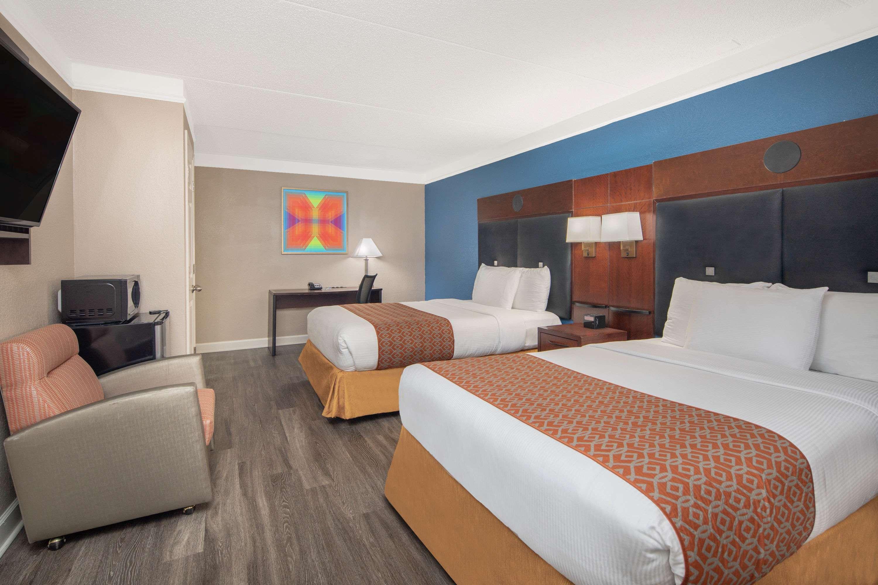 Budget Inn & Suite Atlanta Marietta Stadium מראה חיצוני תמונה