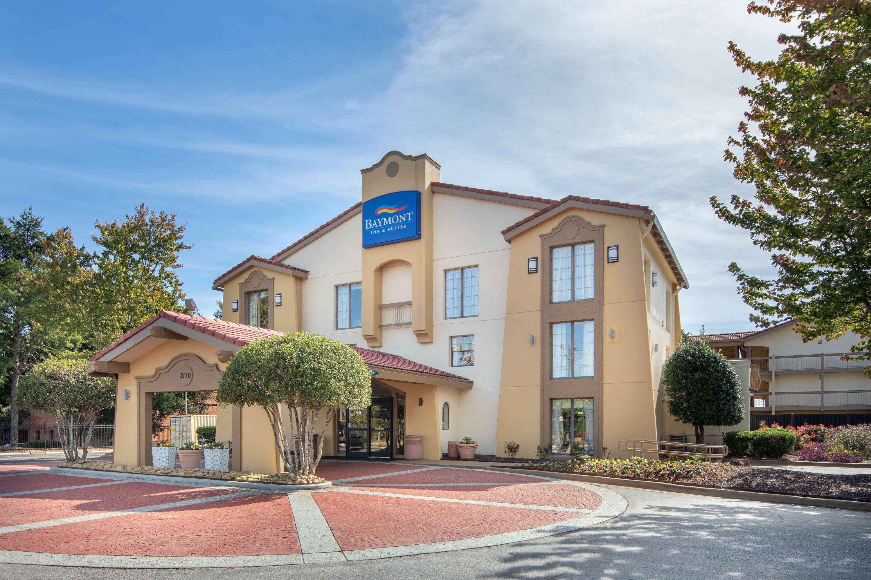 Budget Inn & Suite Atlanta Marietta Stadium מראה חיצוני תמונה